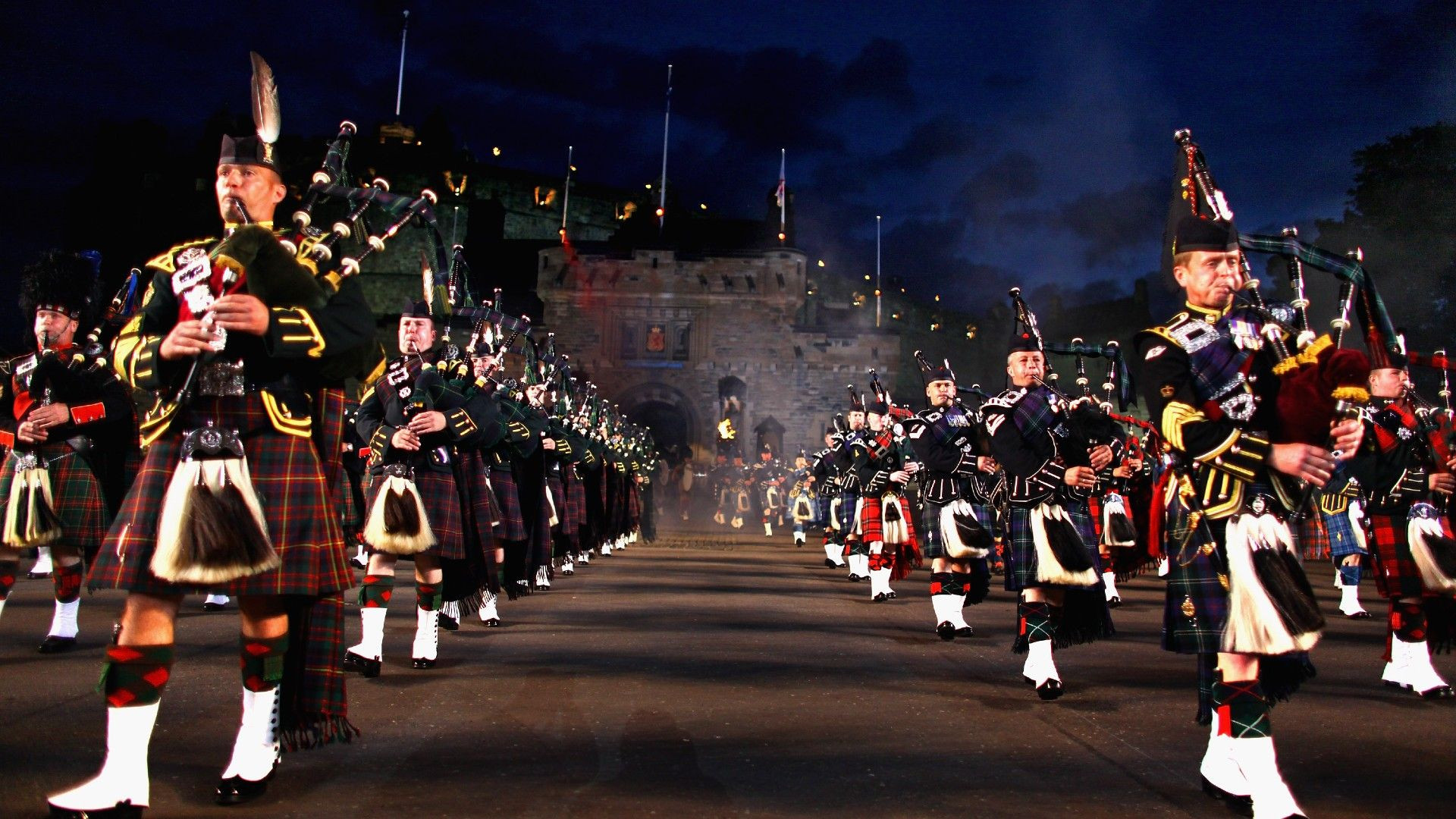 performances at the edinburgh tattoo