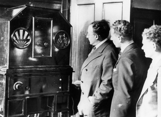 First BBC television transmissions, 1929, Science Museum Group collection