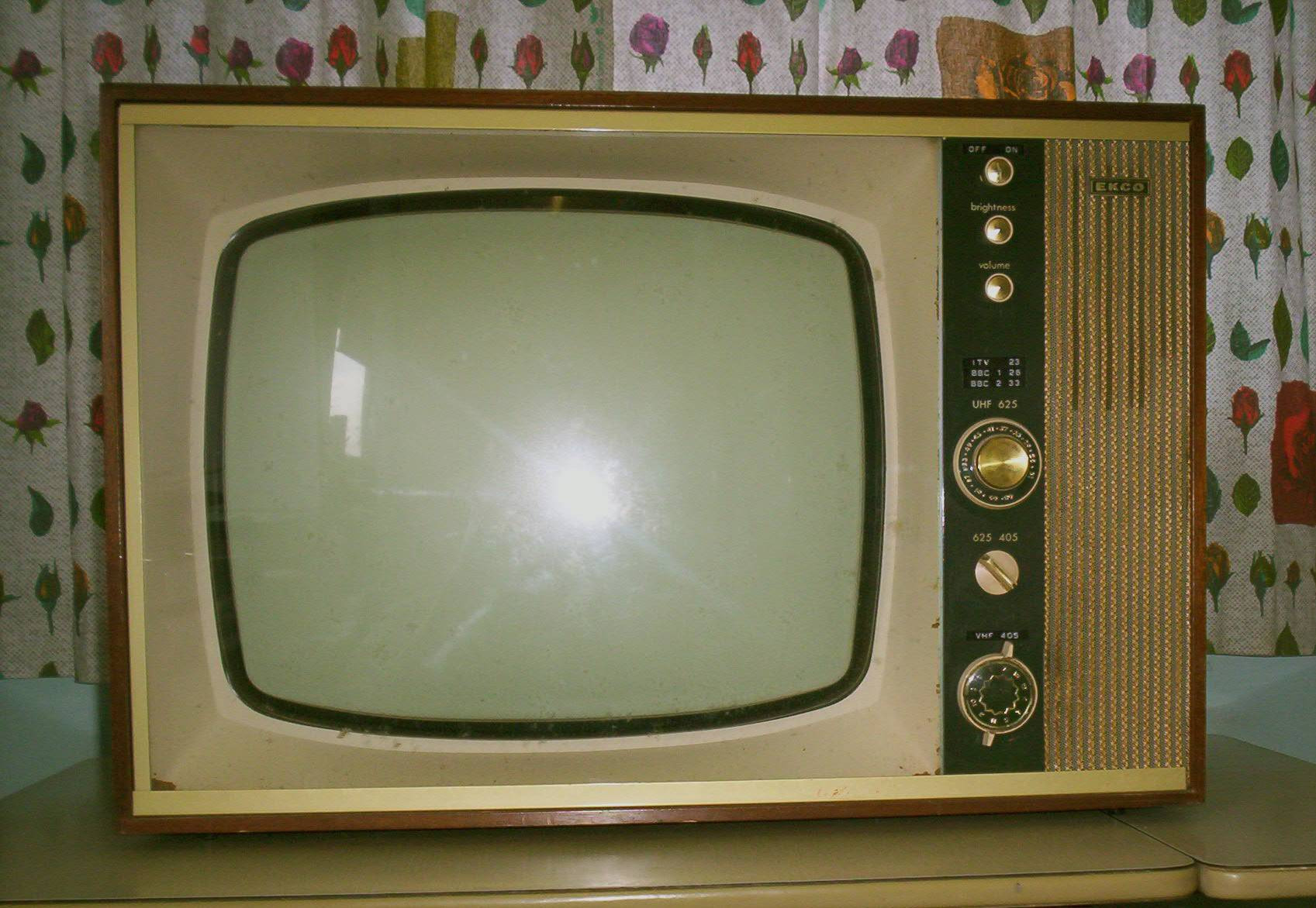 alt An EKCO T434 television from the early 1960s.