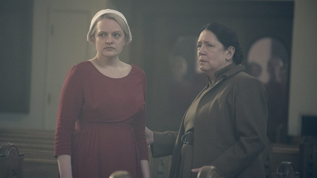 Offred (Elisabeth Moss) and Aunt Lydia (Ann Dowd) in The Handmaid