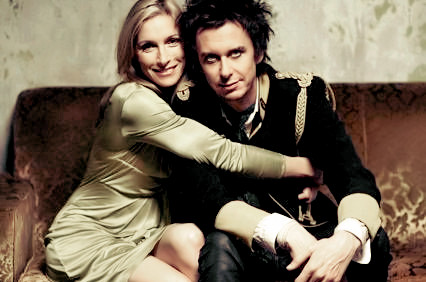 Claudia Karvan and Matt King in Spirited
